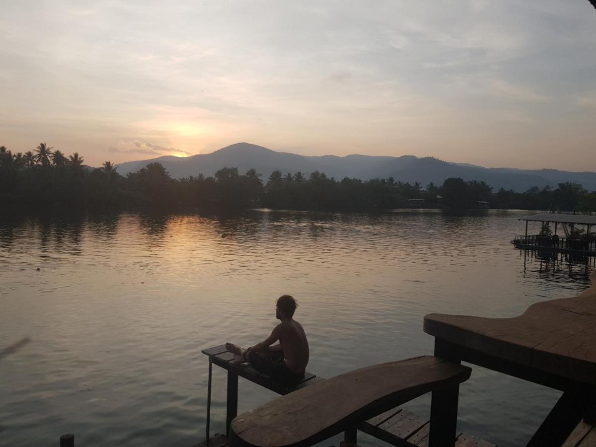 The Hideaway Kampot Exterior foto